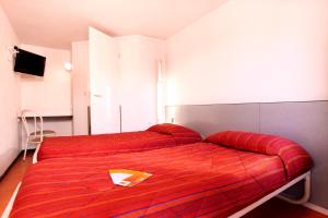 Hotels Premiere Classe Cambrai Proville : photos des chambres