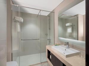 One-Bedroom Apartment with Kitchen room in Hyatt Place Dubai Al Rigga Residences