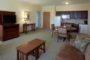 One-Bedroom King Suite with Sofa Bed room in Staybridge Suites San Antonio Sea World an IHG Hotel