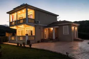 VILLA FAIRIES - 利吉亚