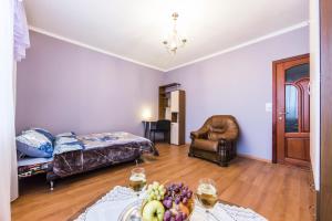 Комфортная двухкомнатная квартира возле метро Академгородок