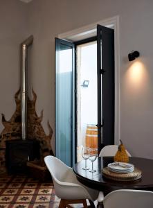 Pereiras House of Charm - Downtown