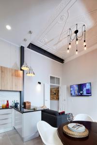 Pereiras House of Charm - Downtown