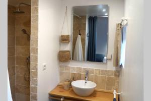 Appartements La SUITE des AUGUSTINS : photos des chambres