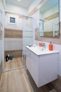 Lovely central studio!