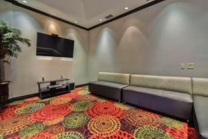 Holiday Inn Arlington Northeast by IHG