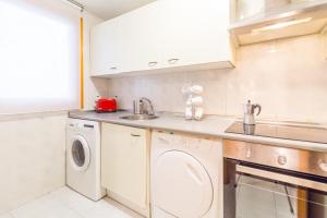 Apartamentos La Rosa I Acogedor Apto a 2 Min del Pilar