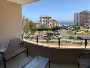 Departamento Familiar con Terraza Panorámica y a Pasos de la Playa en Punta Puyai