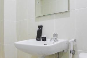 New Furnished Studio Apartment at M-Town Residence By Travelio