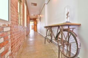 Indulge Apartments - Eighth