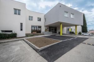 Hotels B&B HOTEL Orange : photos des chambres