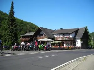 Hotel Forsthaus - Langenfeld