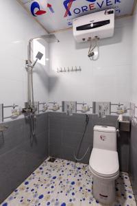 Phòng 3 Người Có Phòng Tắm (Triple Room with Bathroom)