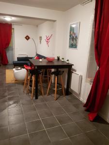 Appartements Appartement moderne Roanne : photos des chambres