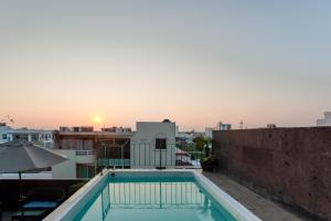 Boca Inn Hotel & Suites