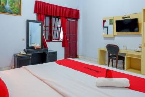 RedDoorz Plus Syariah near Stasiun Pekalongan 2