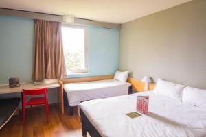 Hotels ibis Colmar Est - Hotel Restaurant en Alsace : photos des chambres