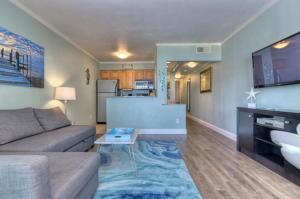 252-Waterfront, Amazing View from Balcony-Heated pool