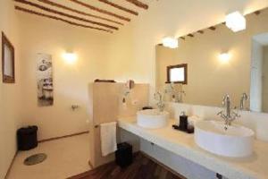 Essque Zalu Zanzibar