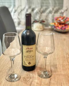 Vujisić Apartment in the City Center