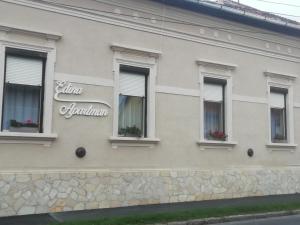 Edina Apartman