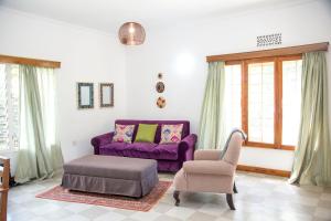 Lavender Coffee Farm House