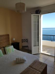 B&B / Chambres d'hotes Maison Bella Vista : Chambre Double - Vue sur Mer