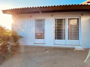 Aparts Ilha Centro-casa 2 qtos e casa 1 qto mezanino