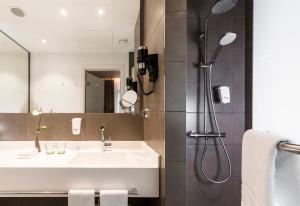 Premium Twin Room room in Holiday Inn Dresden - Am Zwinger an IHG Hotel