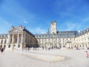 Hotels Holiday Inn Dijon Toison D'or, an IHG Hotel : photos des chambres