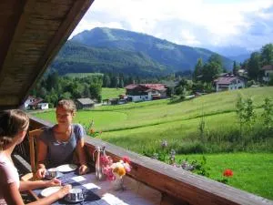 Apartment Landhaus Bachwinkl - Schleching