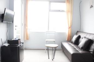 Quite 2BR Apartment at The Jarrdin Cihampelas By Travelio