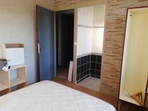 Maisons de vacances Gite Parthenay : photos des chambres