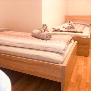 zentrale, vollausgestattete Ferienwohnung