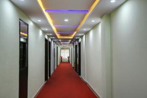 Hotel Windsor Castle Inn Brigade Rd