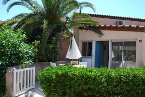 Villages vacances Lagrange Grand Bleu Vacances – Residence Les Jardins de Neptune : photos des chambres