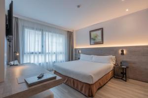 Attica 21 Barcelona Mar