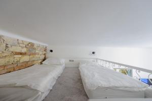 Pinkova Apartments