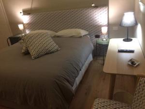 Deluxe Triple Room room in Ace Rooms VSG