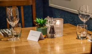 The Bell, Alderminster, Stratford-upon-Avon - Brunning and Price