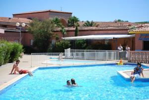 Villages vacances Lagrange Grand Bleu Vacances – Residence Les Jardins de Neptune : photos des chambres