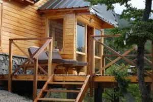 Parajes del lejano sur cabaña El Cardo - Moquehue