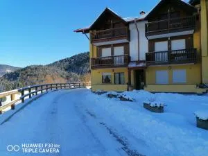 APPARTAMENTO AL Sasso - Neuspaur