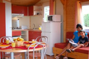 Villages vacances Lagrange Grand Bleu Vacances – Residence Les Pescalunes : photos des chambres