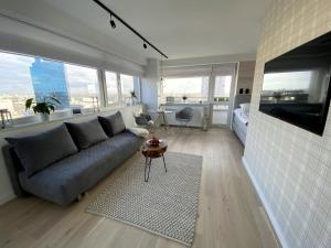 Leo Apartment