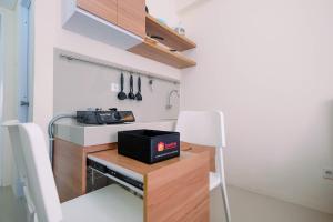 Homey Studio Apartment at Bogorienze By Travelio