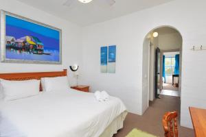 Santorini Kallisti 16 - Family Only