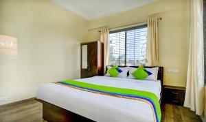 Treebo Sayaji Residency