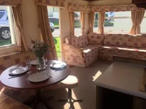 Three bedroom Hartland Caravan - 比迪福德