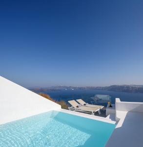 Maison Des Lys - Luxury Suites Santorini Greece